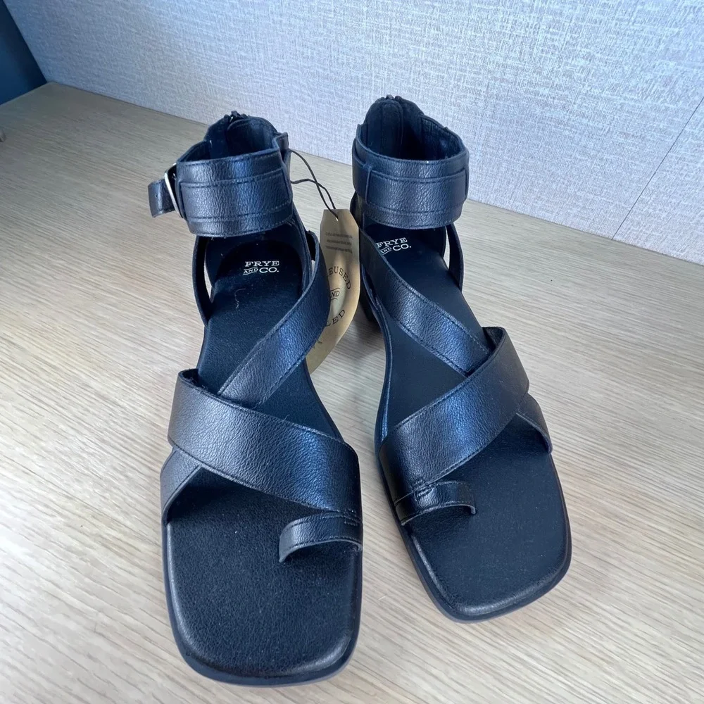Frye and Co Tallu Black Strappy Gladiator Sandals Square Toe Size 11 - Picture 9 of 11